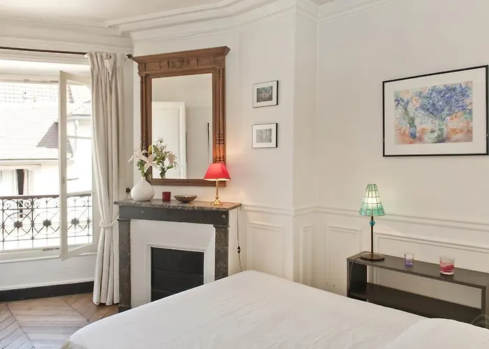 Classy St. Germain Paris